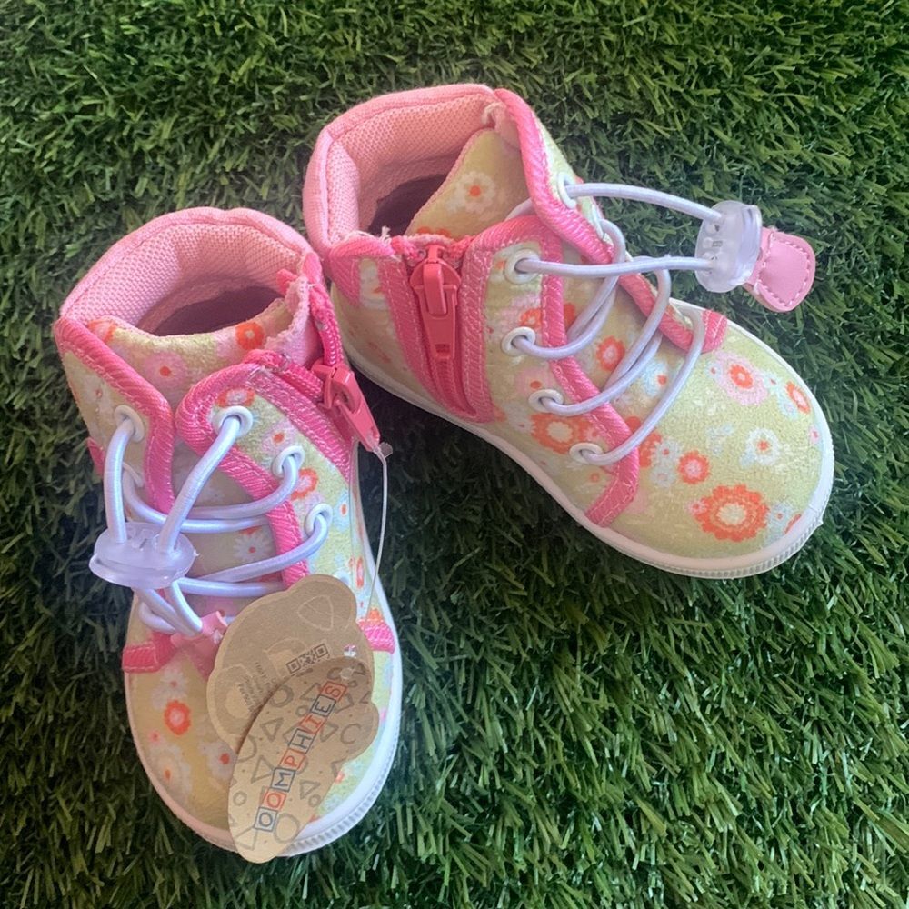 Oomphies High Top Floral Sneakers Pink